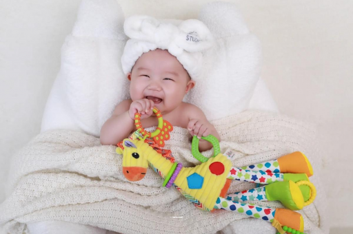 新安宝宝先拉肚子后发烧 新安宝宝先拉肚子后发烧